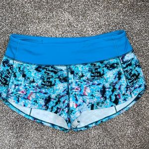 Lululemon Speed Up Short *2.5"
Quick Start Multi / Hawaiian Blue